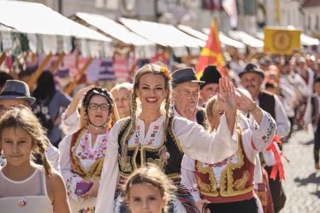 Izjemen obisk zaznamoval 50. Dneve narodnih noš in oblačilne dediščine v Kamniku (Boštjan Tacol)  (7)